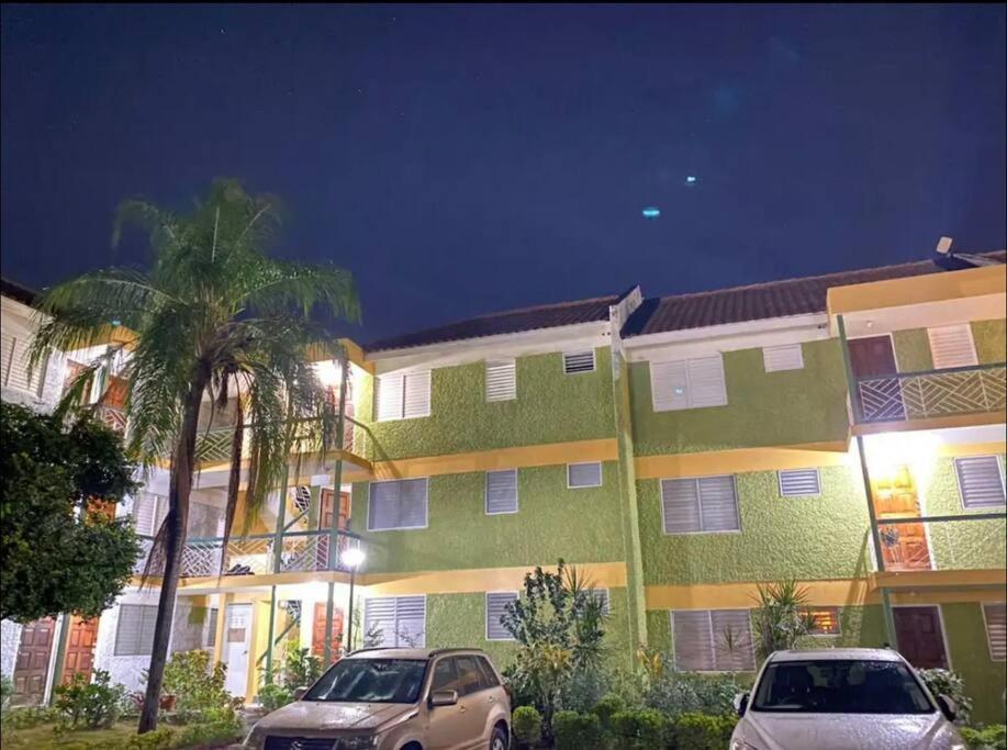 Апартаменты New Kingston Retreat Экстерьер фото